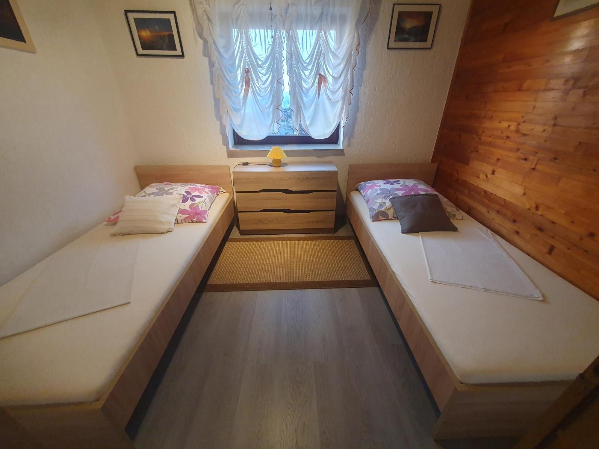Apartments Varga セニ エクステリア 写真
